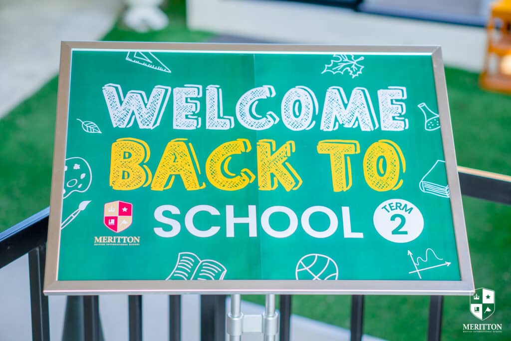 Welcome back to school Sign