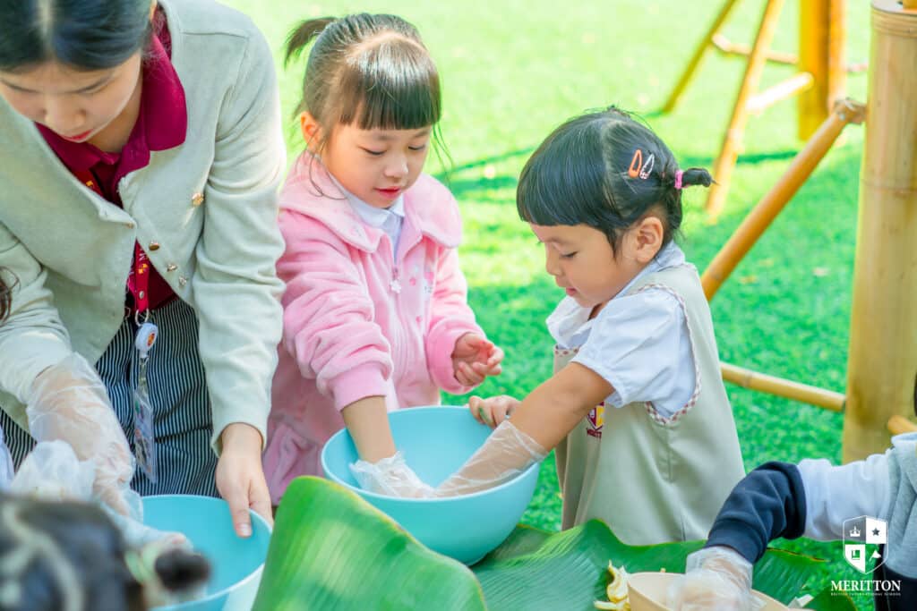 Children help each other